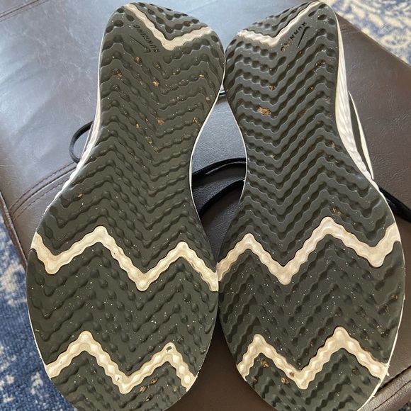 Nike Revolution Sneakers - Picture 7 of 7